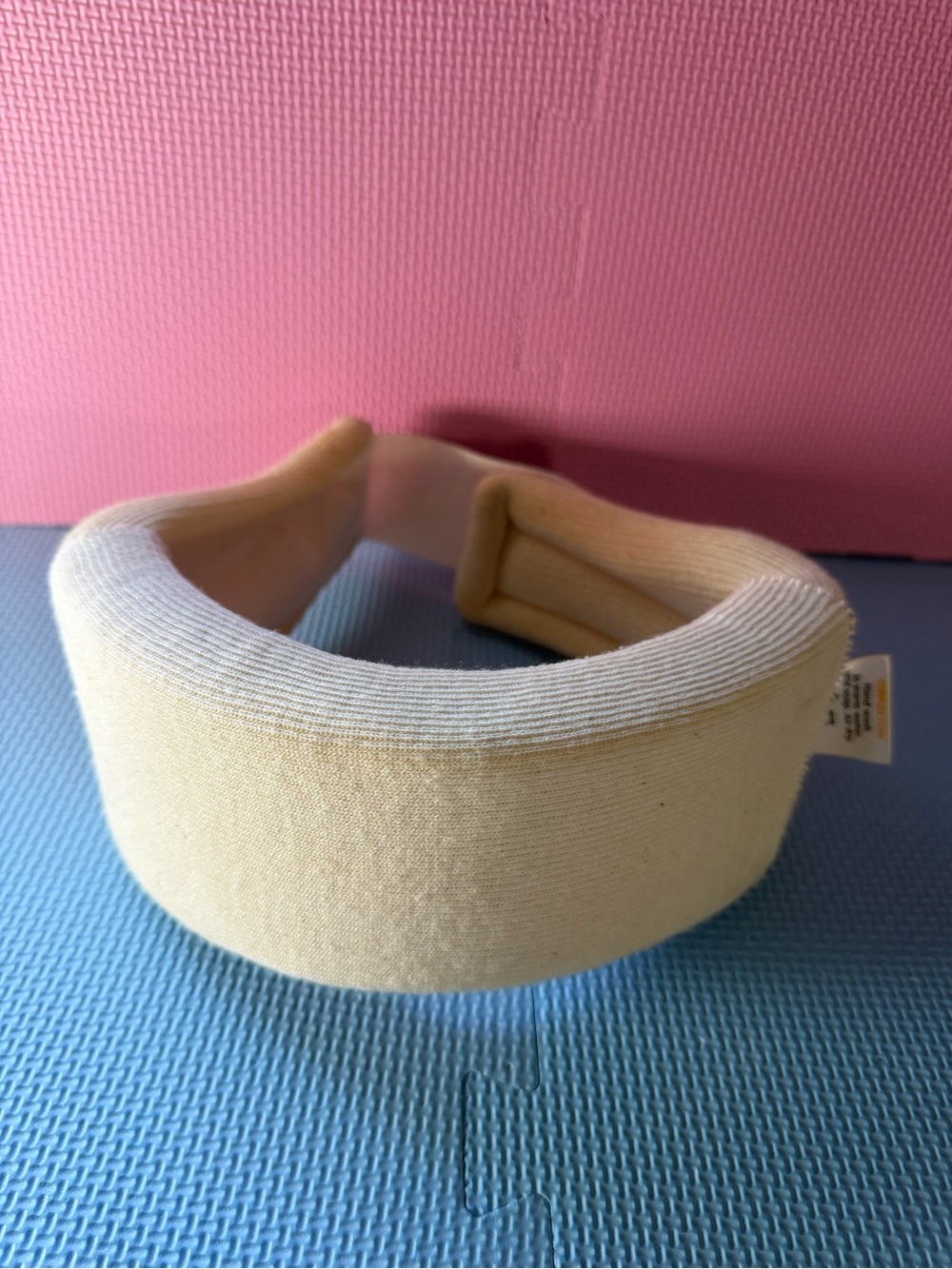 Soft Padded Neck Support Headband in Light Cream